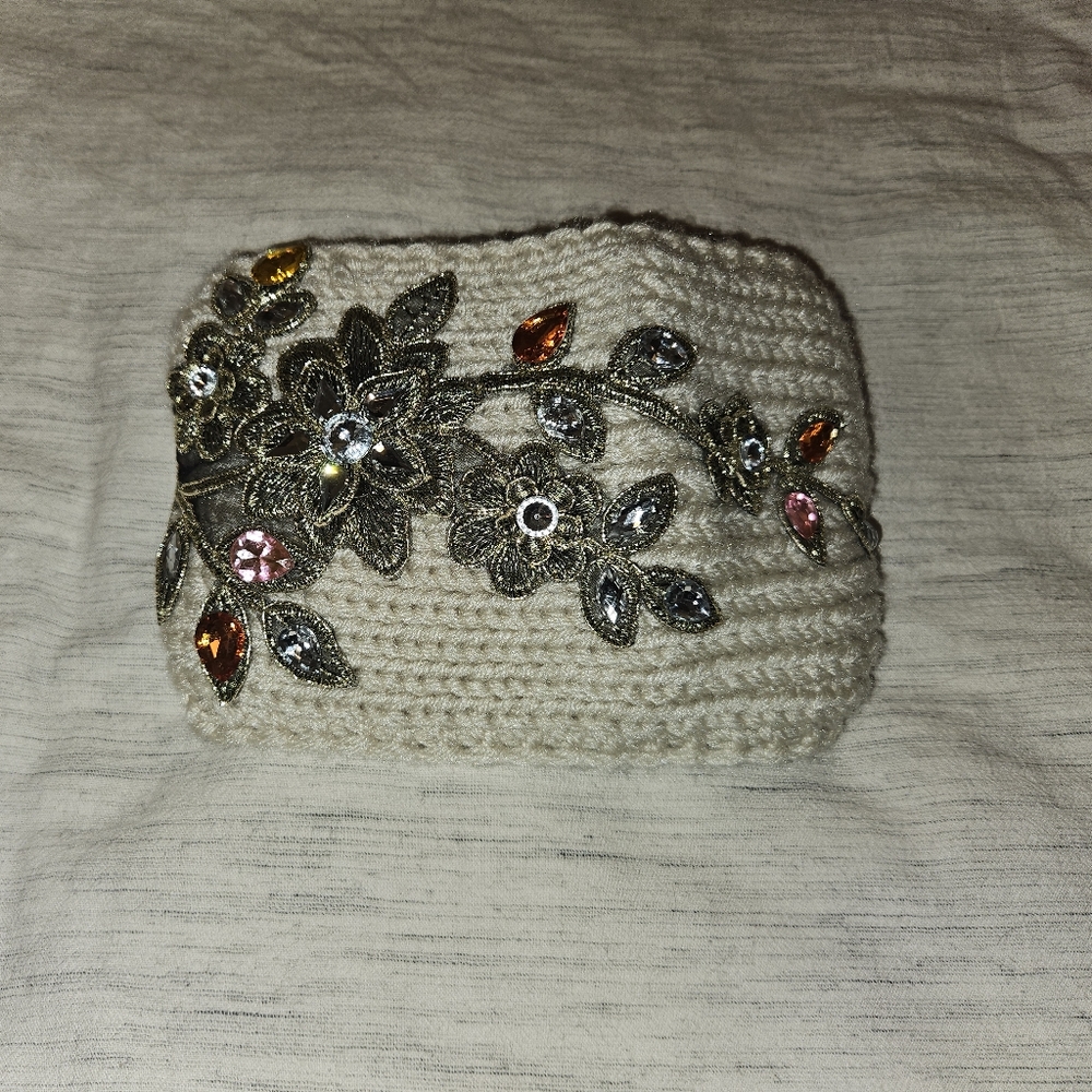 NWT Knitted Headband